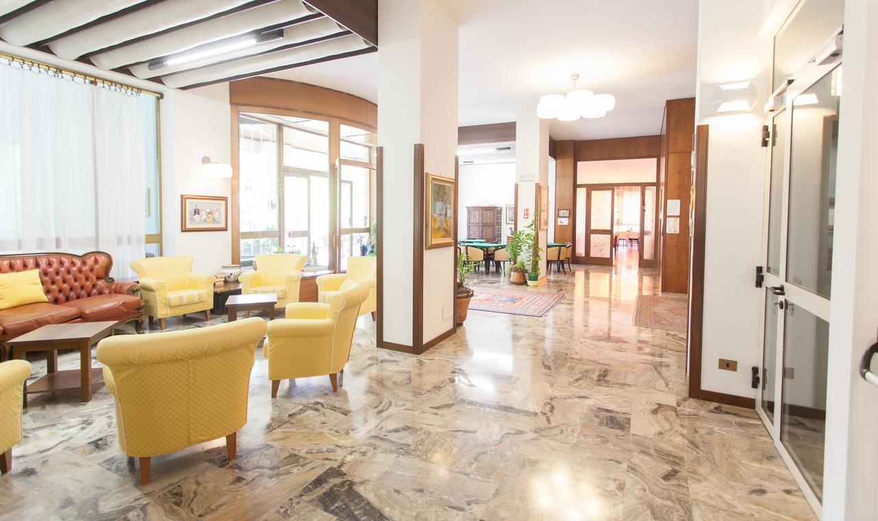 Hotel Quisisana Tabiano Terme Exterior foto